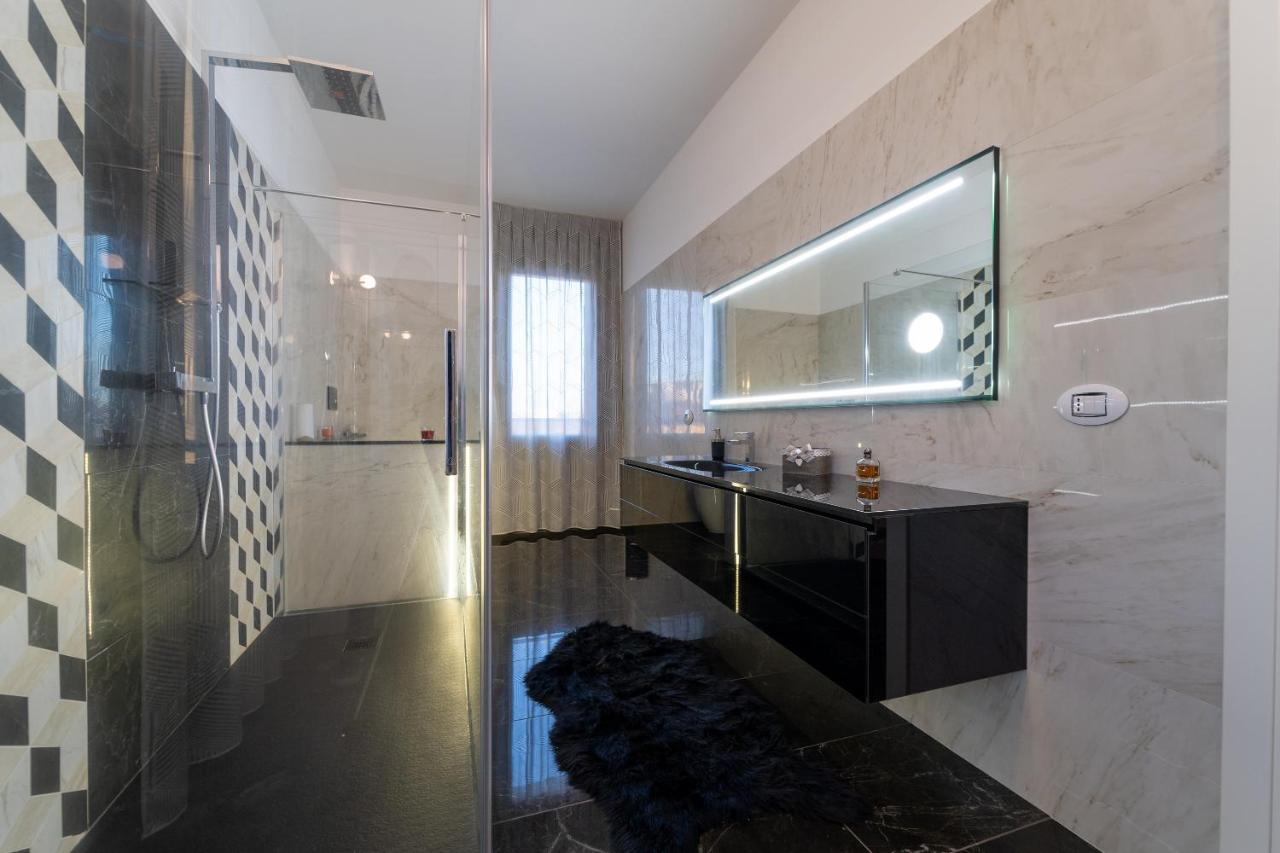 Mistica Space Apartment Reggio Emilia Ngoại thất bức ảnh