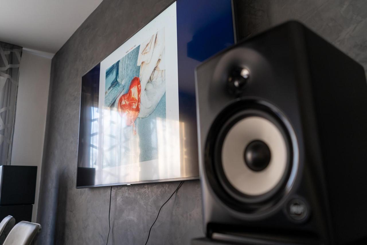 Mistica Space Apartment Reggio Emilia Ngoại thất bức ảnh